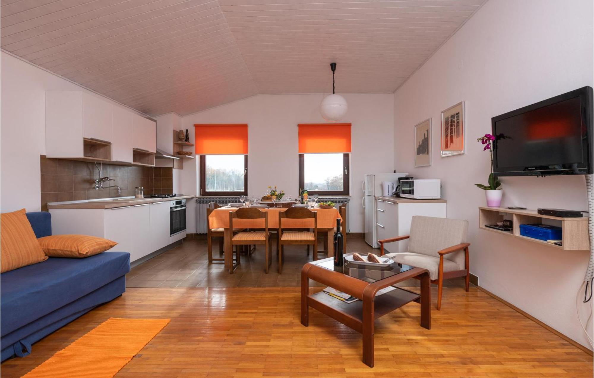 2 Bedroom Awesome Apartment In Barban Exterior foto